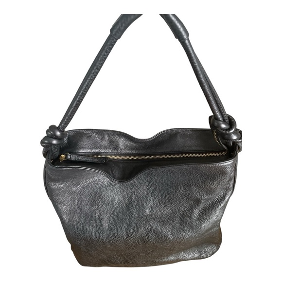 Sleek Brahmin Black Leather Hobo Bag with Slouchy Design - Picture 5 of 8